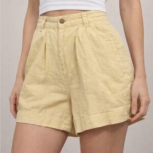GAP 100% Linen Shorts Women’s 6 Yellow High Rise Pleated Summer